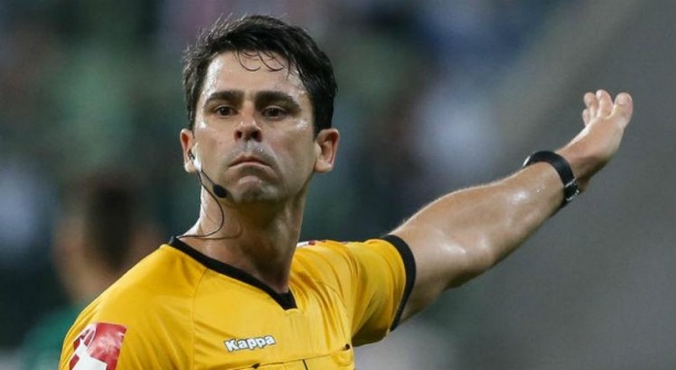 Flávio Rodrigues de Souza será o responsável pelo jogo do Timão neste sábado