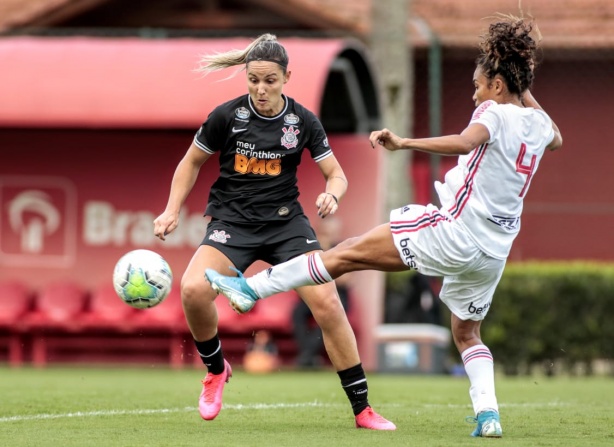 Pelo Brasileiro Feminino, o Timão foi derrotado pelo São Paulo