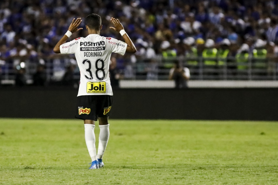 Pedrinho voltar a jogar pelo Corinthians; clube tenta agilizar seguro para coloc-lo em condio at domingo