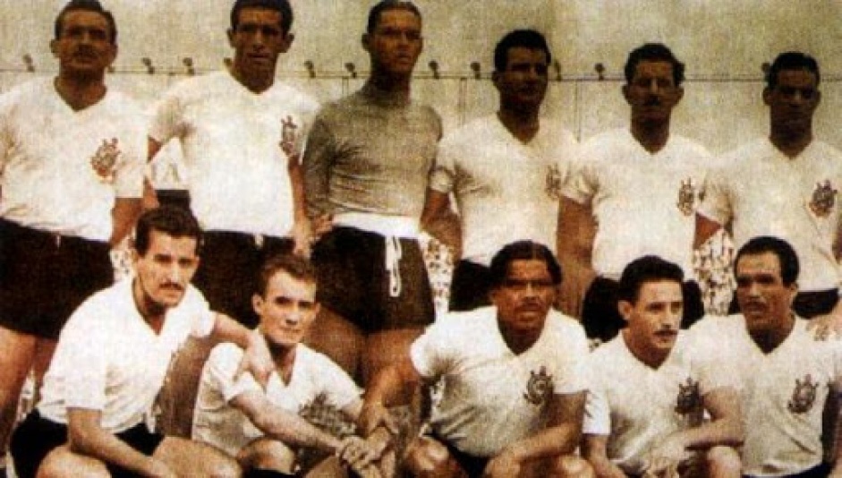 Corinthians fez histria ao bater o Barcelona na Venezuela, em 1953