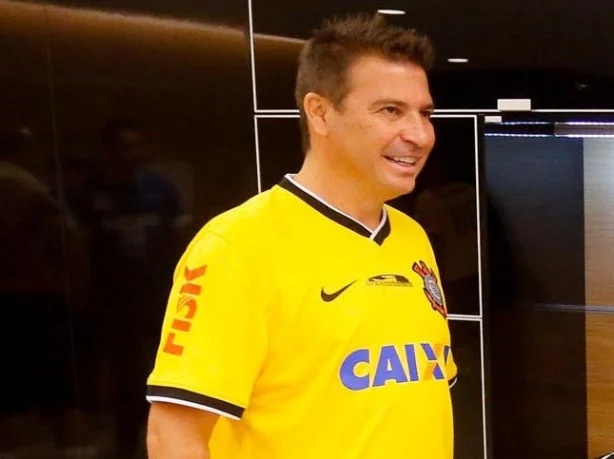Enquanto ainda era jogador, Luiz�o comprou parte dos direitos econ�micos de Maurinho