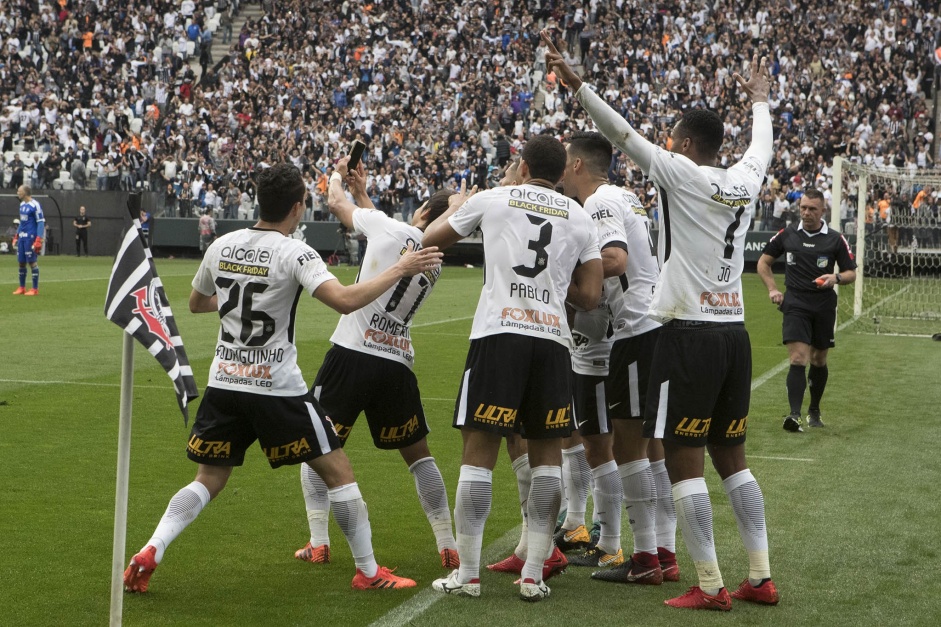 Corinthians embalou para a conquista do heptacampeonato brasileiro aps vencer o clssico