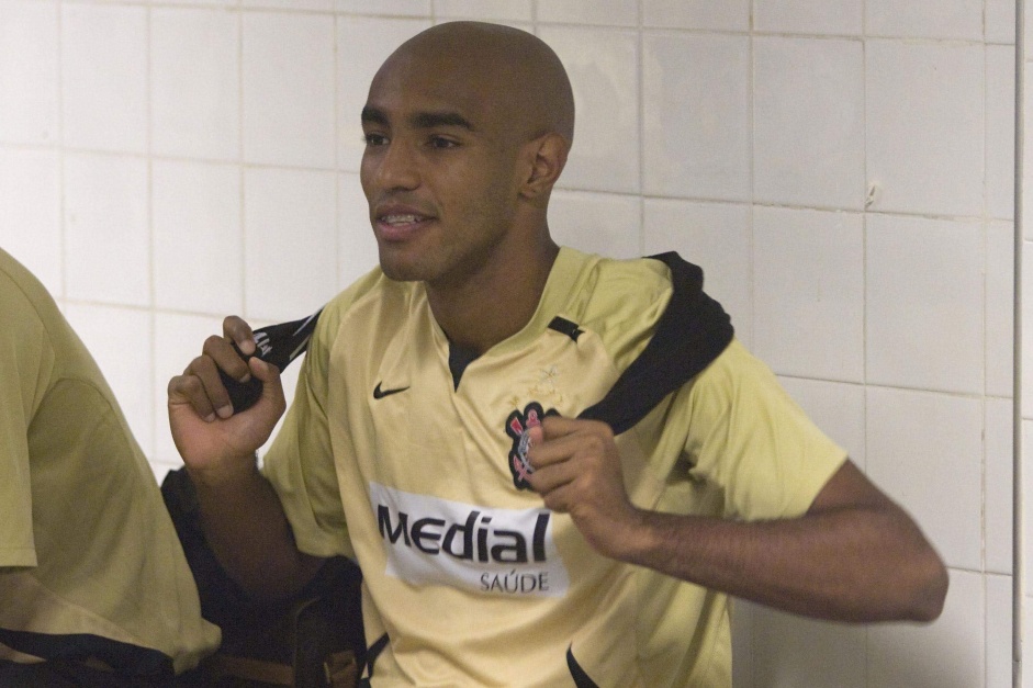 Carlo vestiu as cores do Corinthians entre 2005 e 2008
