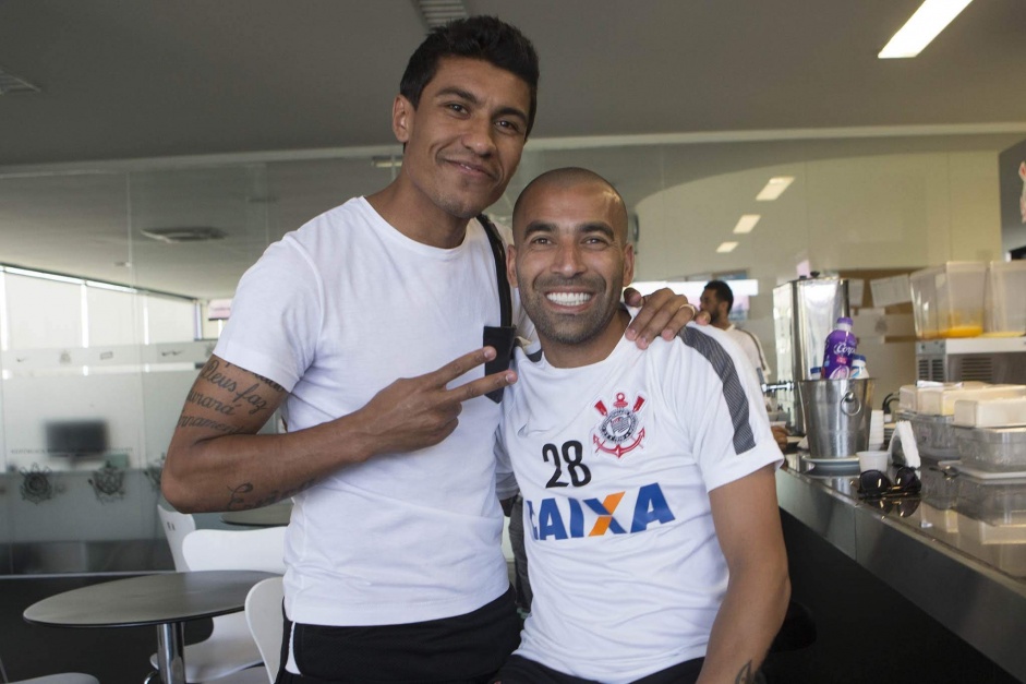 Paulinho e Sheik foram companheiros de Corinthians por trs anos