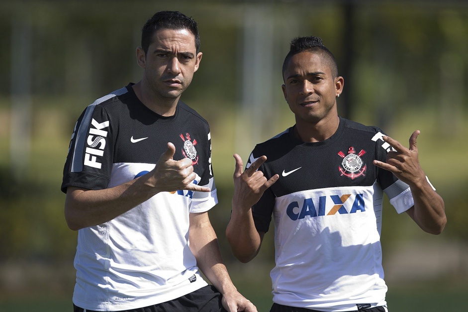 Chico e Jorge Henrique conquistaram ttulos importantes pelo Corinthians, como o Mundial em 2012