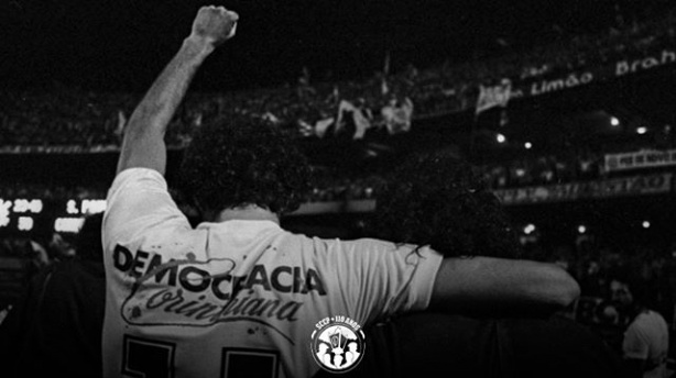 Clube lembrou Democracia Corinthiana nas redes sociais