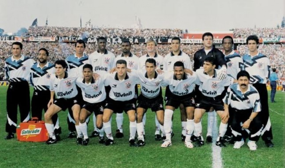 Corinthians conquistou o 21 Paulista em 1995