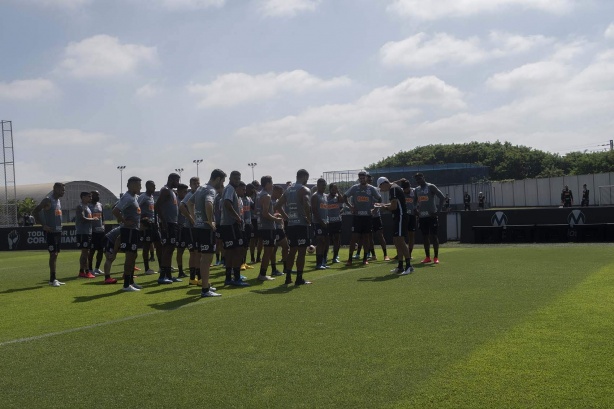 Rotina no CT Joaquim Grava pode ganhar outros jogadores
