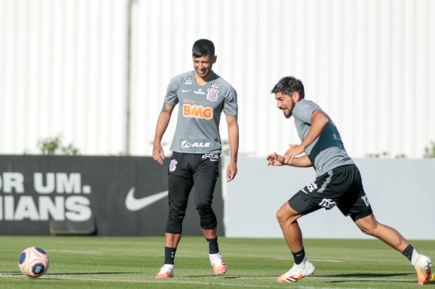 Corinthians encerra prepara��o para D�rbi
