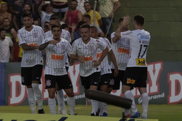 Fagner e Ramiro devem ser titulares deste domingo, enquanto Pedro Henrique não faz mais parte do elenco e Boselli é desfalque