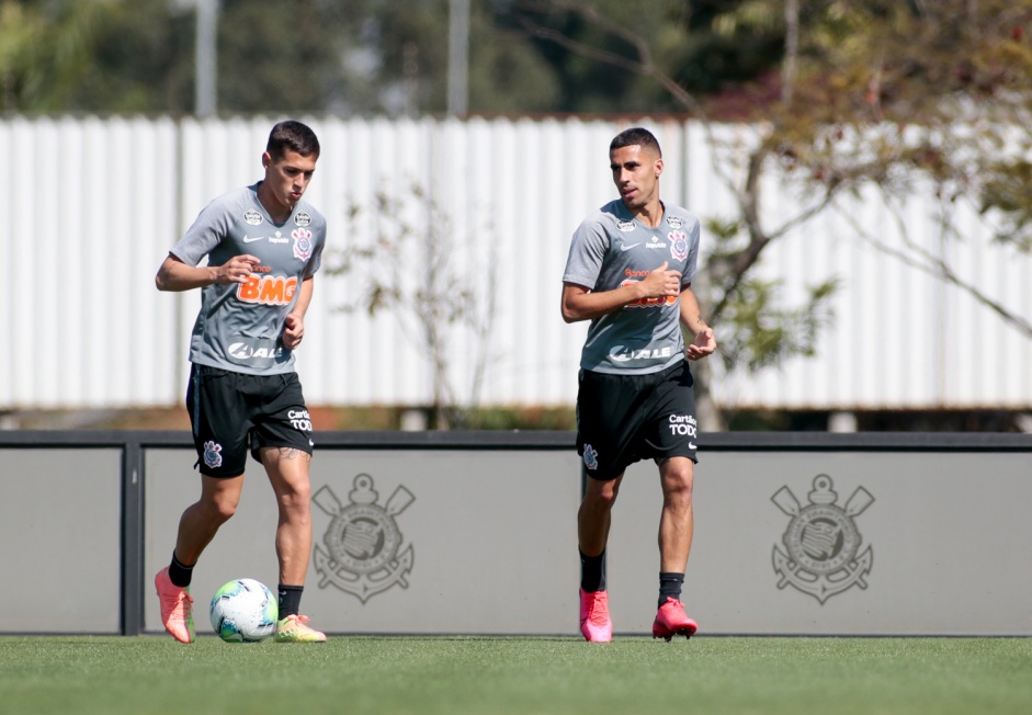 Corinthians voltou a treinar nesta segunda-feira e j retorna aos gramados na quarta