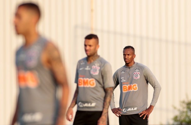 Corinthians realiza último treino no CT antes de encarar o Grêmio neste sábado