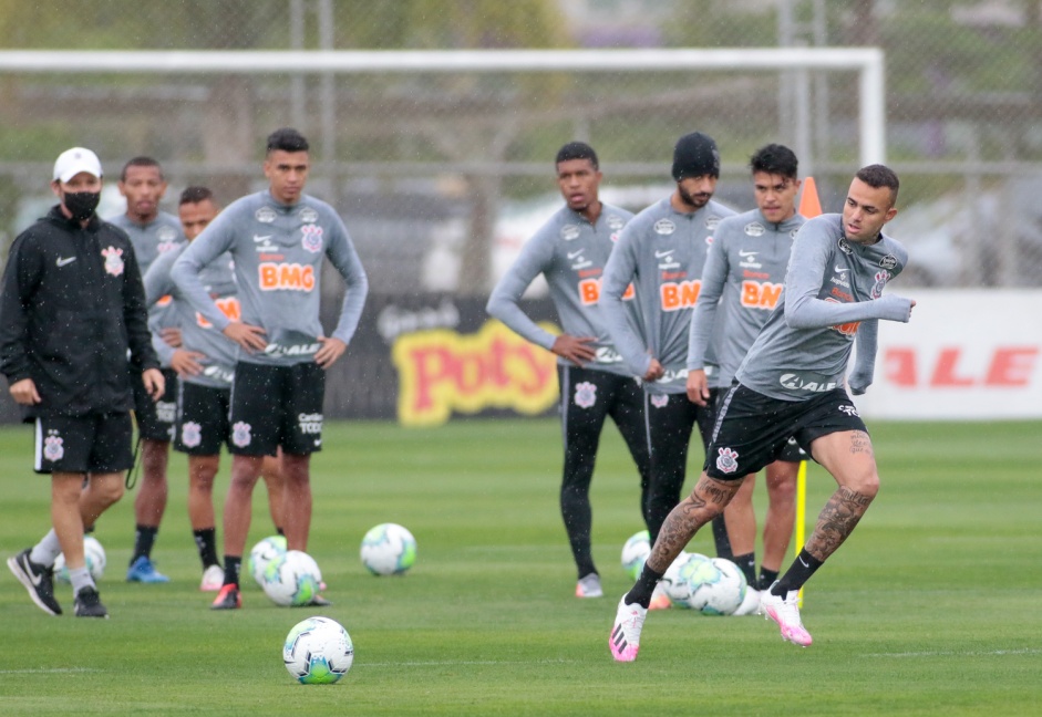 Corinthians inicia preparao para enfrentar o Coritiba
