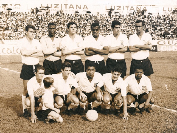 Morre Lima, ex-ponta-esquerda do Corinthians, aos 75 anos