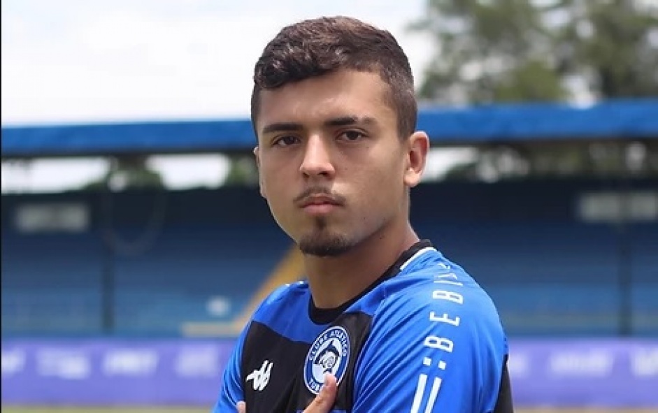 Jogador de 19 anos ser contratado por trs anos pelo Corinthians