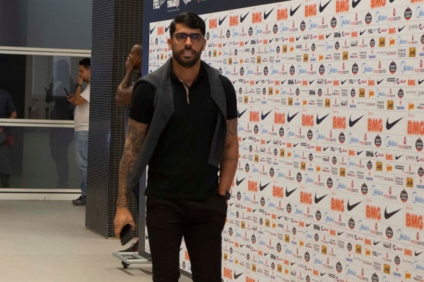 Vilson ofendeu o árbitro após apito final no Maracanã