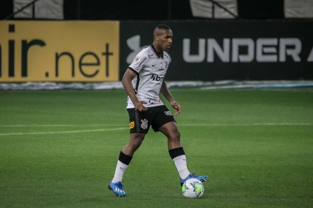 Xavier vira baixa importante para o duelo contra um dos l�deres do Campeonato Brasileiro