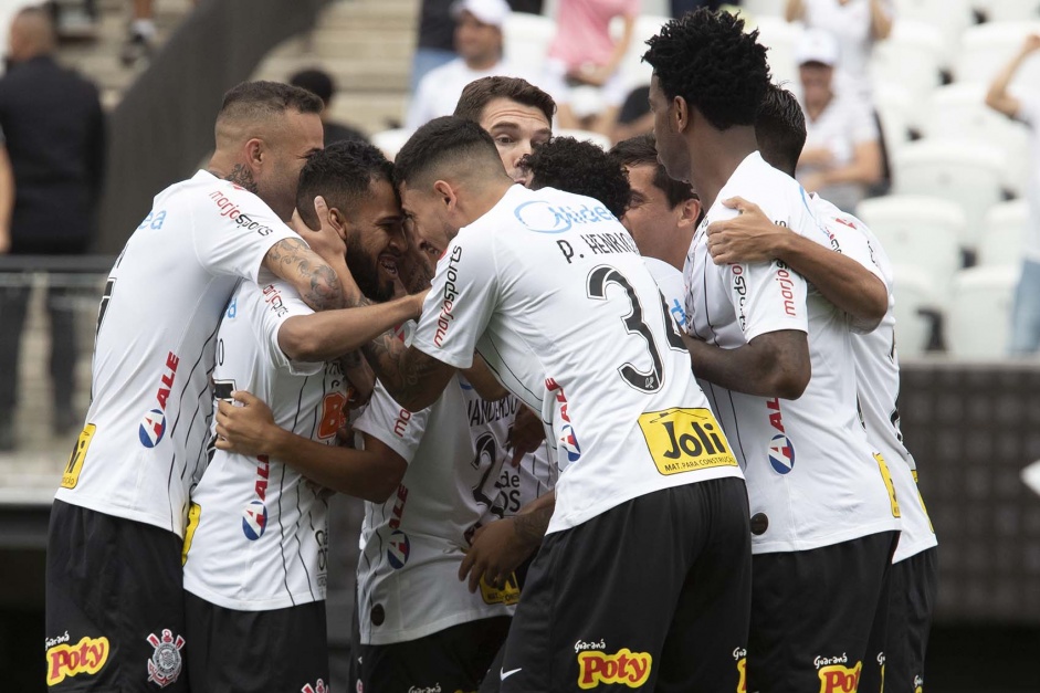 Corinthians pode chegar a mil pontos na era do Brasileiro de pontos corridos