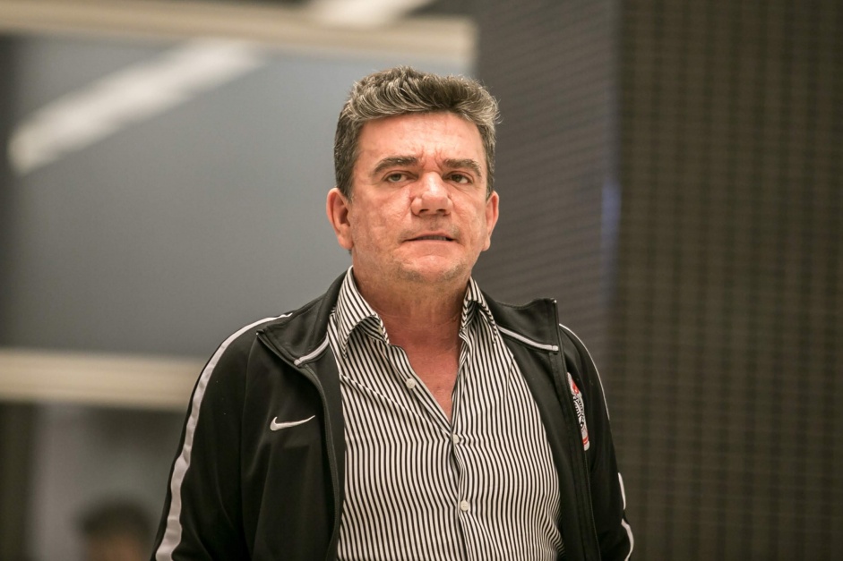 Andrs Sanchez tem um alvo definido para treinador do Corinthians e tenta viabilizar a contratao