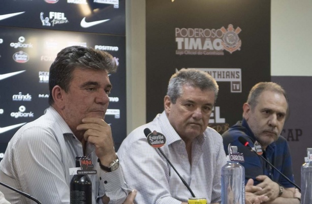 Andrés Sanchez (presidente), Matias Romano Ávila (diretor financeiro) e Roberto Gavioli (gerente financeiro) são os responsáveis pelas finanças do clube