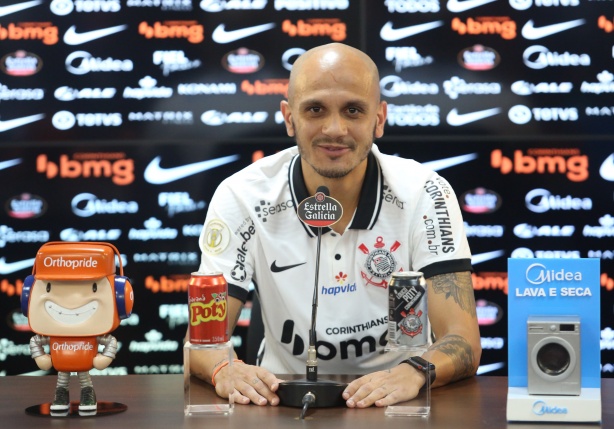 Fábio Santos vai ser peça importante no dia a dia do Corinthians