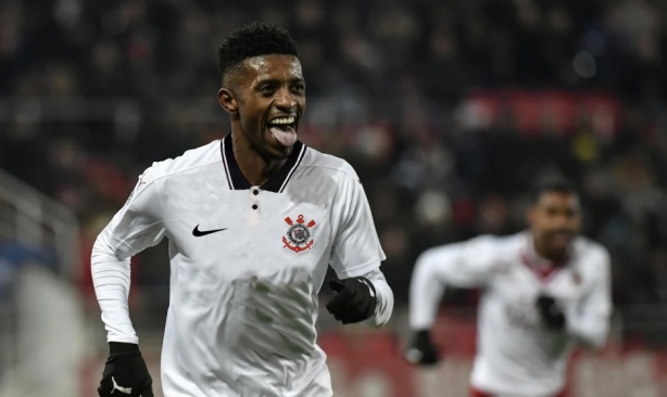 Tim�o anunciou atacante de 29 anos