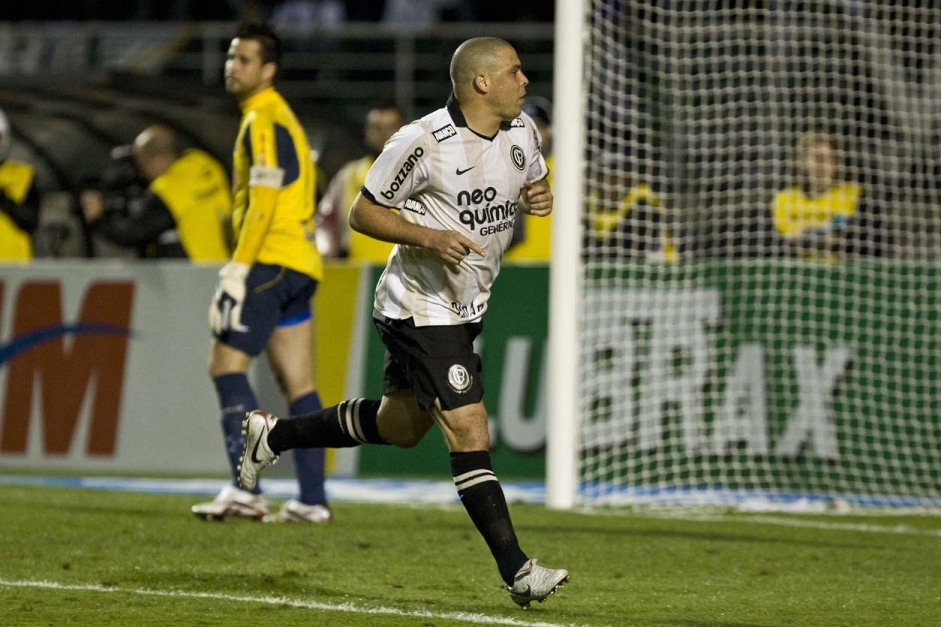 Ronaldo Fenmeno marcou 35 gols pelo Corinthians