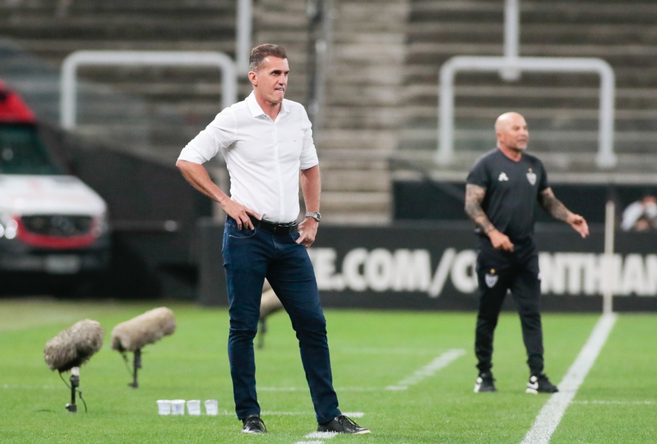 Vagner Mancini ressaltou a necessidade de demonstrar ao elenco do Corinthians que o trabalho precisa seguir, apesar do resultado negativo e da situao complicada na tabela do Campeonato Brasileiro