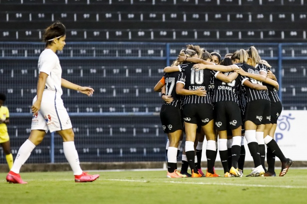 Timão decide quartas de final do Paulistão Feminino contra o Santos