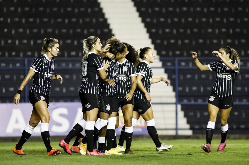 Corinthians Feminino tem vantagem contra o Santos por vaga na semifinal do Paulista