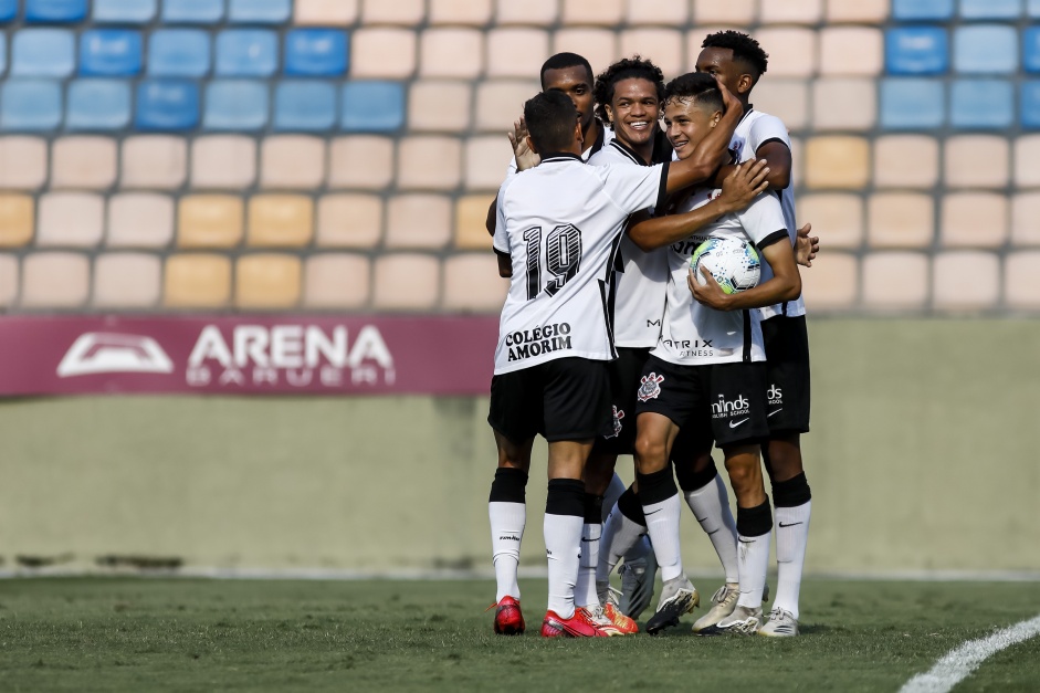 Corinthians sobrou em duelo contra o Sport na Arena Barueri