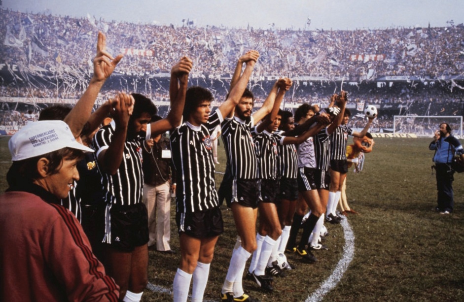Corinthians conquistou o 18 ttulo Paulista em 1982