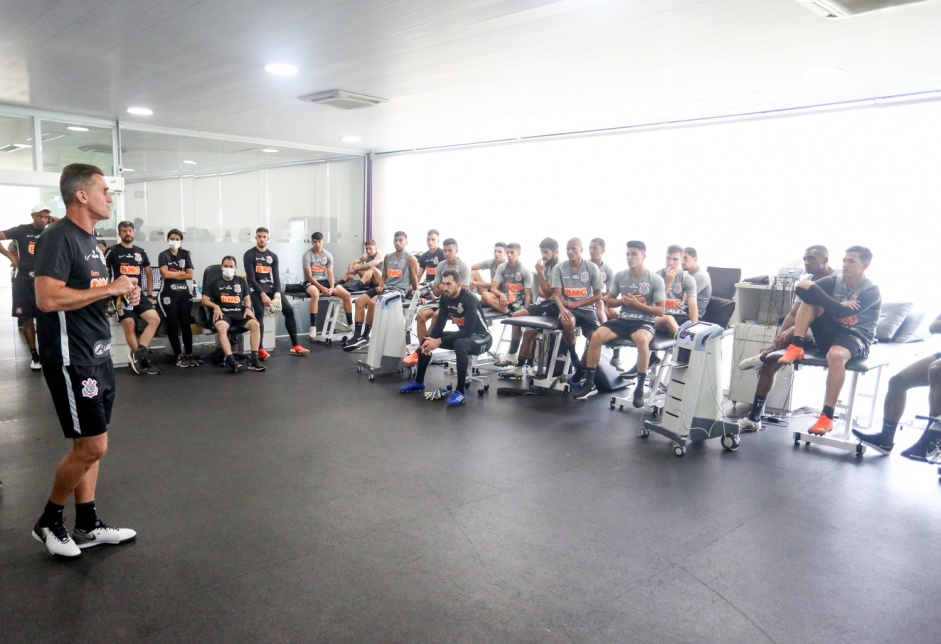 Corinthians inicia 2021 com 81 jogadores profissionais sob contrato; veja a lista 