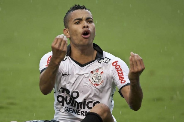 Dentinho pertence ao Shakhtar Donetsk, da Ucr�nia