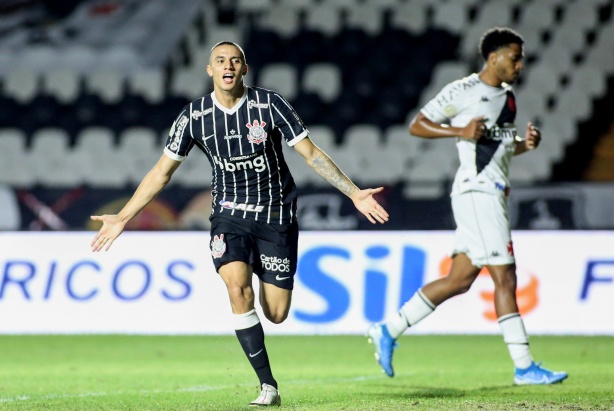 Depois de ser goleado pelo Flamengo, Corinthians venceu o Vasco