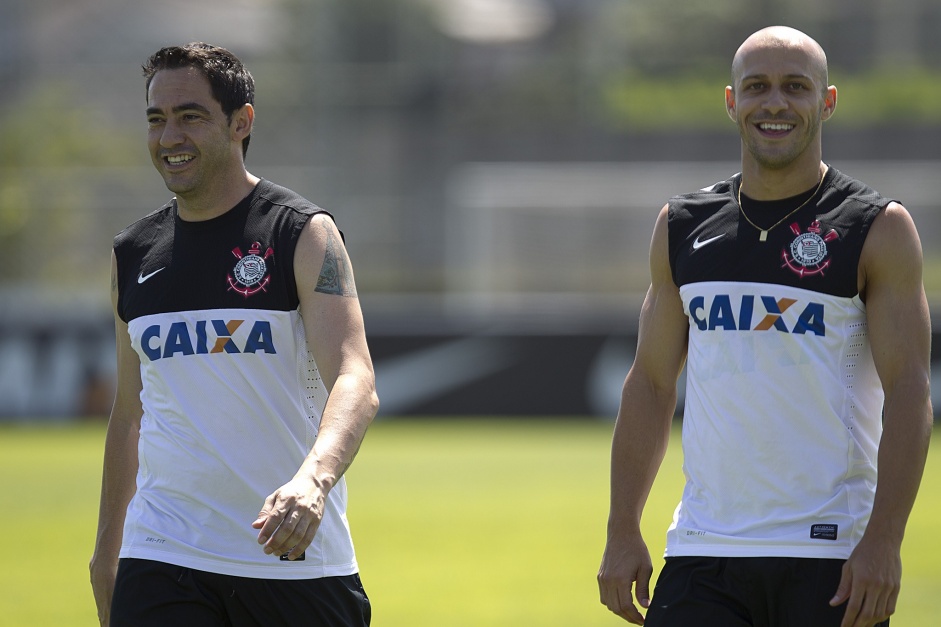 Chico e Alessandro jogaram pela primeira vez pelo Corinthians em um 17 de janeiro