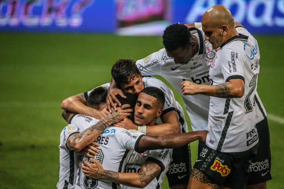 Corinthians pode chegar a cinco vitórias seguidas nesta segunda-feira