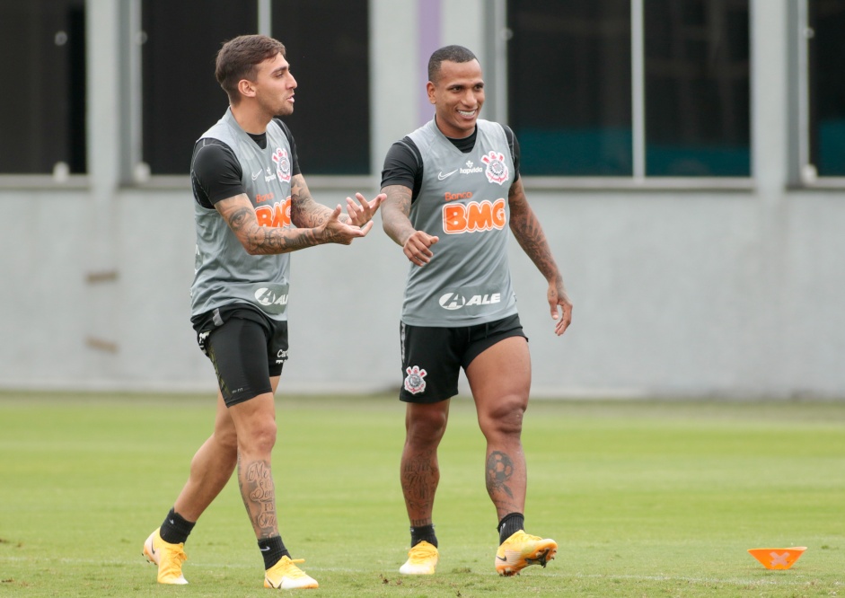 Elenco do Corinthians volta a treinar na manh deste domingo