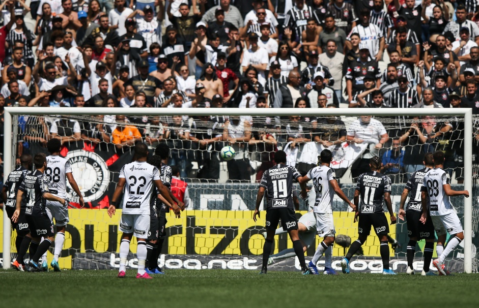 Corinthians reencontra Ceará após gol olímpico e empate que 