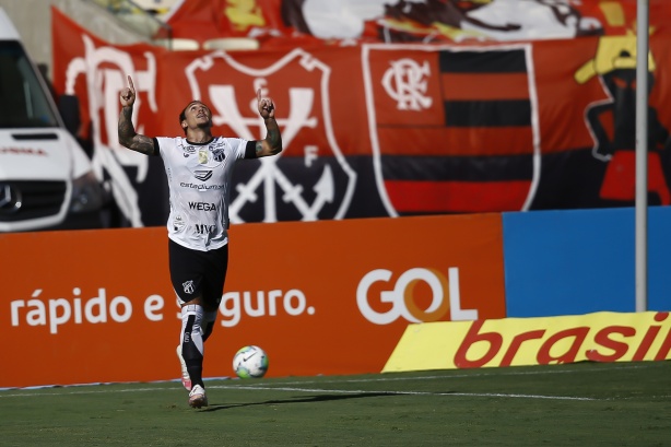 Vina é o principal nome do Ceará na temporada de 2020/21