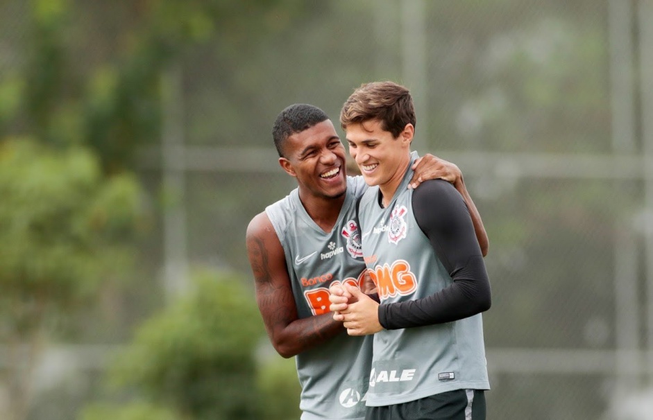 Mateus Vital foi um dos jogadores do Corinthians a provocar o rival Palmeiras nas redes sociais
