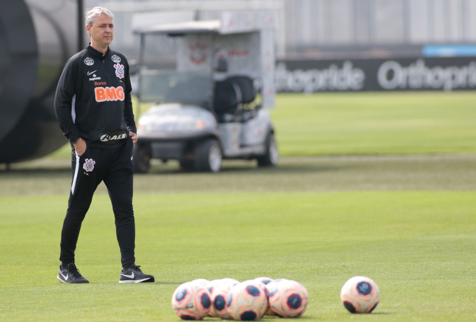 Tiago Nunes foi quem pediu o retorno de Gustavo Mosquito ao Corinthians; atacante estava no Paran, disputando a Srie B