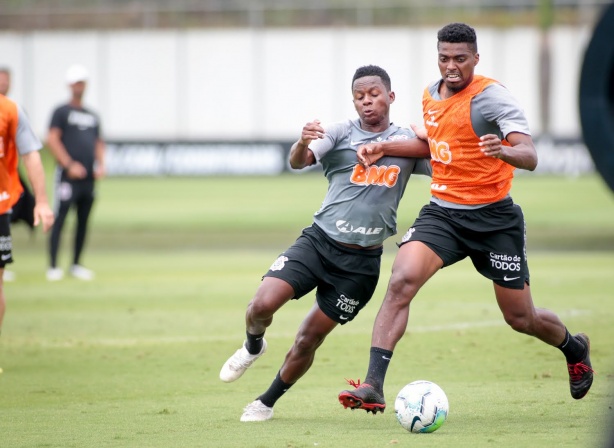 Jemerson deve ser titular do Corinthians nesta quarta-feira