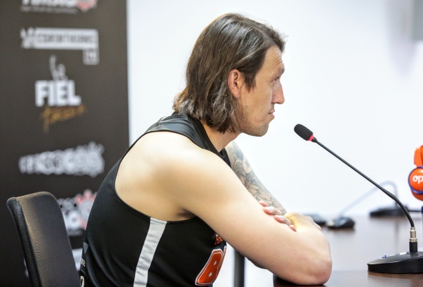 Cássio falou sobre o clássico decisivo contra o Santos