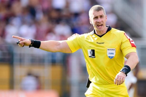 Anderson Daronco ser� o respons�vel pelo apito no jogo deste domingo