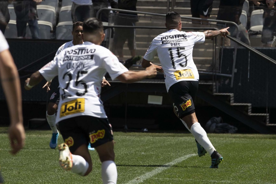 No ltimo encontro entre Corinthians e Vasco na Neo Qumica Arena, pelo Brasileiro 2019, volante Ralf foi o autor do gol da vitria