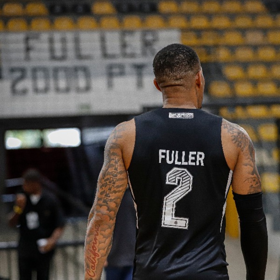 Fuller chegou a 121 jogos com a camisa do Corinthians