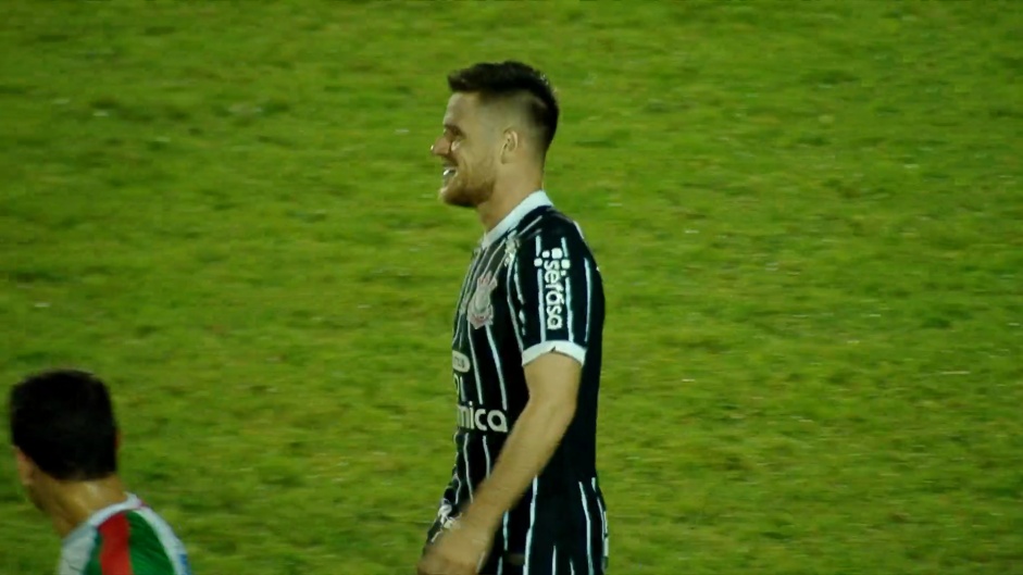 Ramiro ficou feliz com o gol marcado por ele contra o Salgueiro