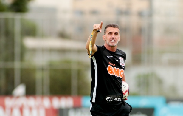 Mancini vive sua melhor sequ�ncia no Corinthians