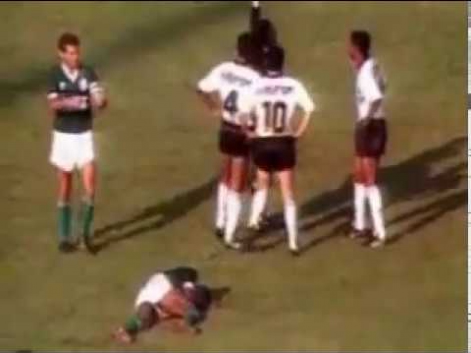 Neto cuspiu no rosto do rbitro aps ser expulso da partida contra o Palmeiras em 1991